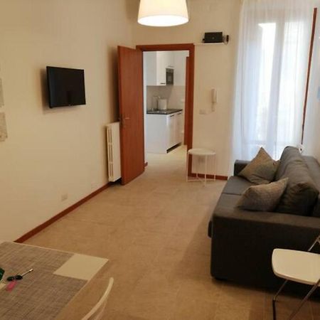 شقة Trilocale Zona Loreto Mm1 - Viale Monza 10 ميلان المظهر الخارجي الصورة