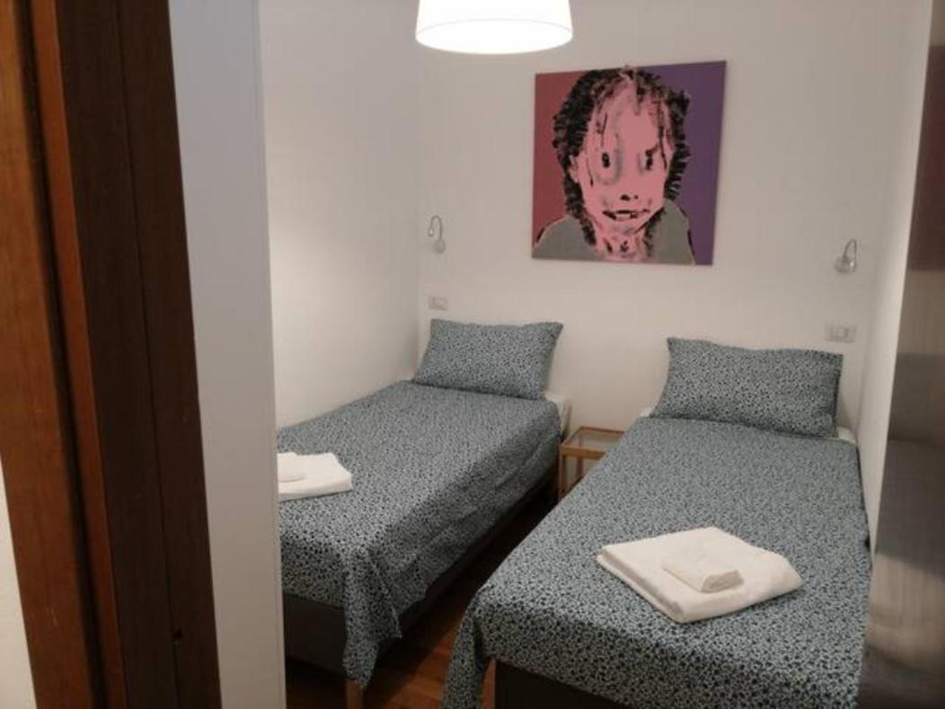 شقة Trilocale Zona Loreto Mm1 - Viale Monza 10 ميلان المظهر الخارجي الصورة