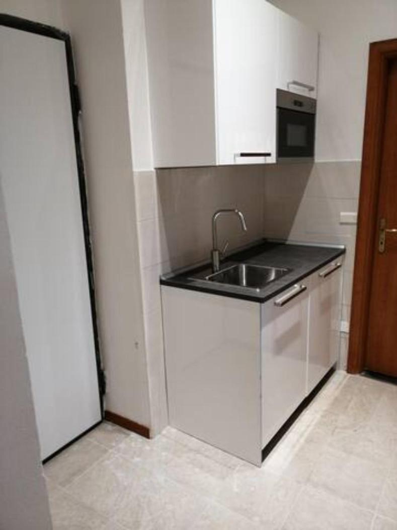 شقة Trilocale Zona Loreto Mm1 - Viale Monza 10 ميلان المظهر الخارجي الصورة